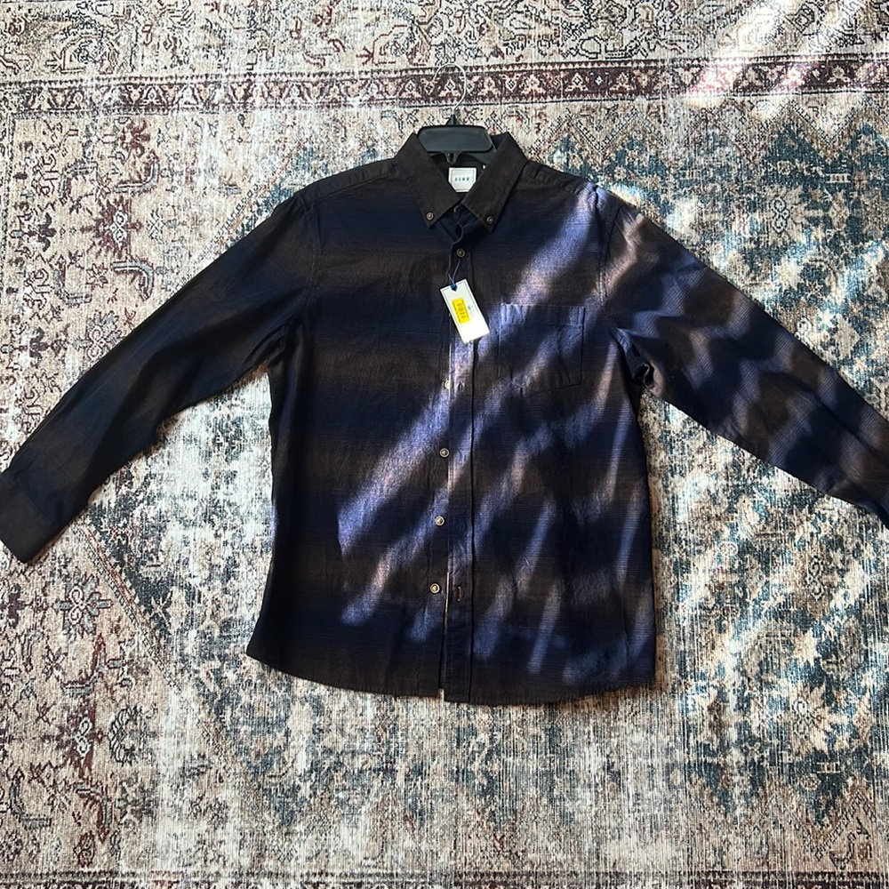 Rowm brand new button up